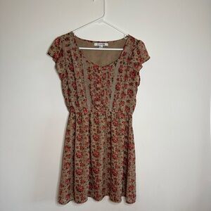 Forever 21 Floral Print Dress with Fluttery Cap Sleeves Size Medium
